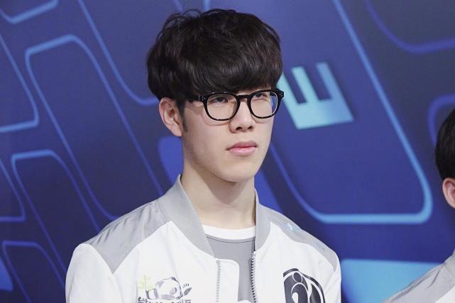 赛季的表现 赛季的表现