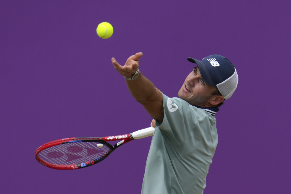 后场的出球 后场的出球