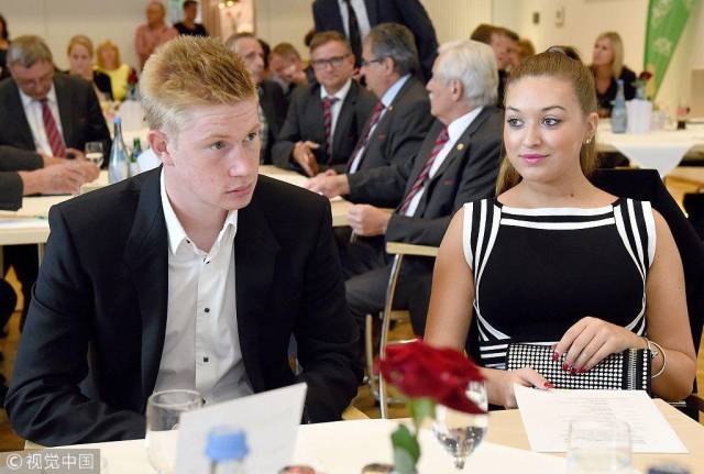 灰度远多于 灰度远多于